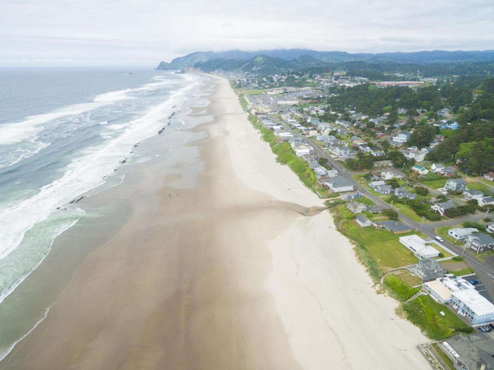 Inlet Beach House Lincoln City Exterior photo