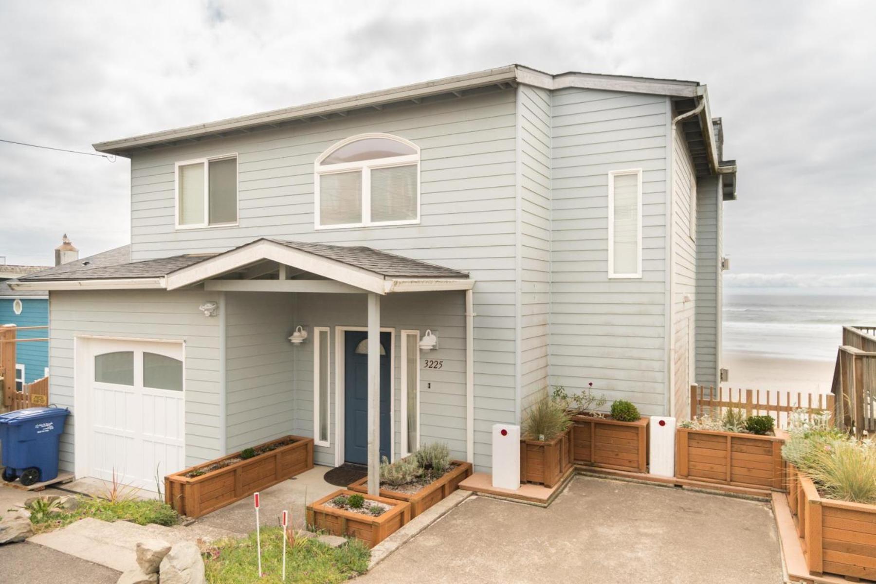 Inlet Beach House Lincoln City Exterior photo